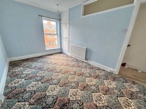 Bedroom- click for photo gallery